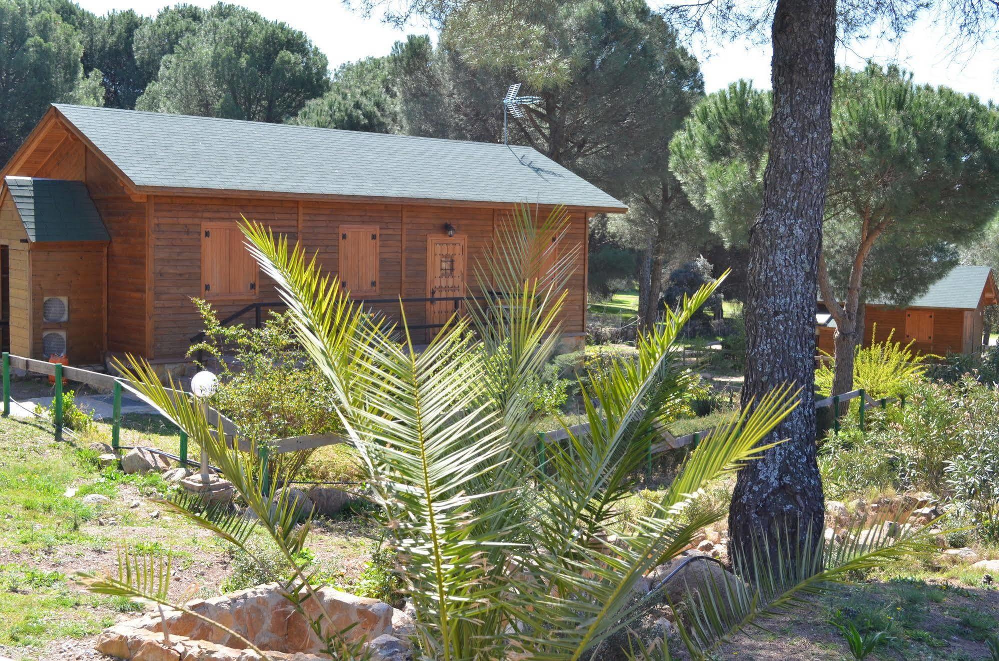 Apartamentos Paraje San Gines Andújar Exteriör bild